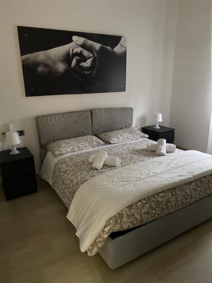 Casa Vacanza Pucchiell Apartment Naples Luaran gambar