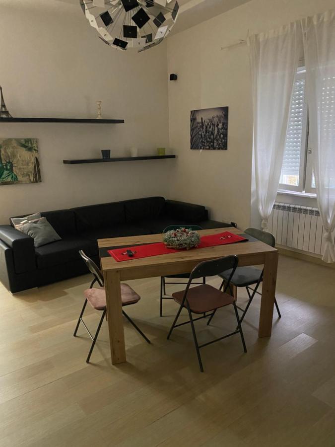Casa Vacanza Pucchiell Apartment Naples Luaran gambar