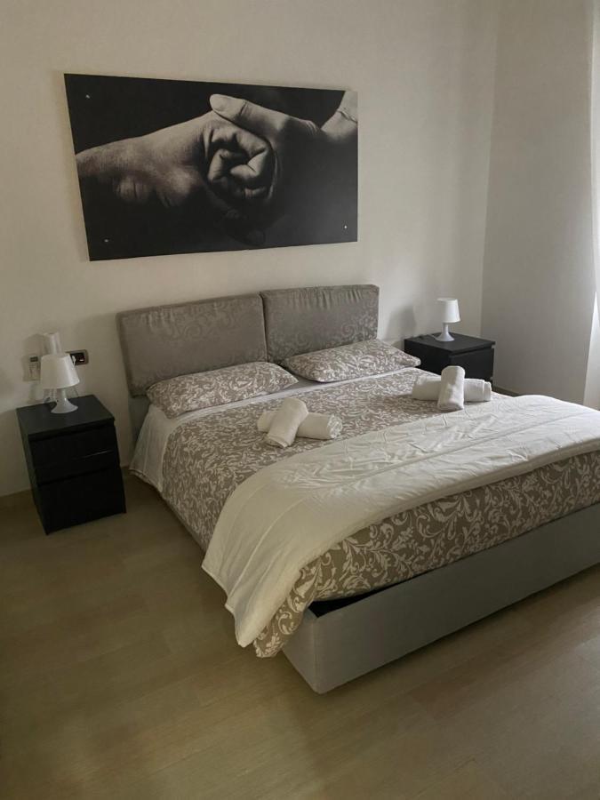 Casa Vacanza Pucchiell Apartment Naples Luaran gambar